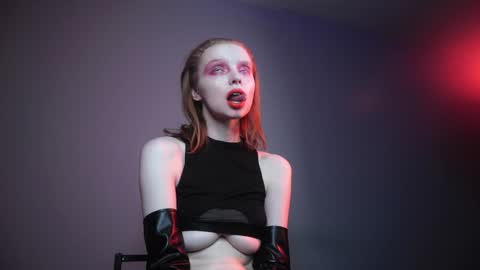        im expecting 350 thumbs up on my altar   online show from January 11, 1:16 am