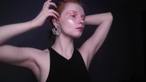        im expecting 350 thumbs up on my altar   online show from February 10, 10:09 pm