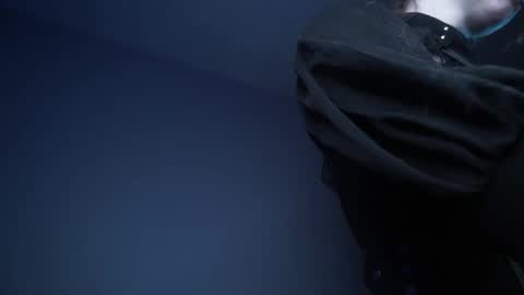        im expecting 350 thumbs up on my altar   online show from March 3, 10:10 pm