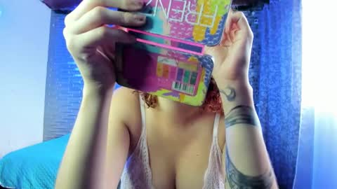 Snapshot of ginger_sweetty chatting on November 5, 9:04 pm Ginger online show from November 5, 9:04 pm