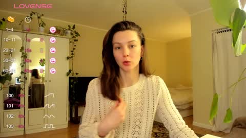 Snapshot of gingerbread__house chatting on March 28, 6:18 pm Vasilisa online show from March 28, 6:18 pm