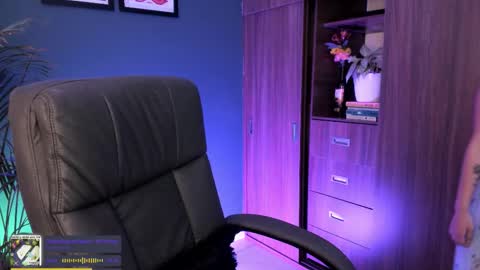 Ginnaa online show from November 26, 7:04 pm