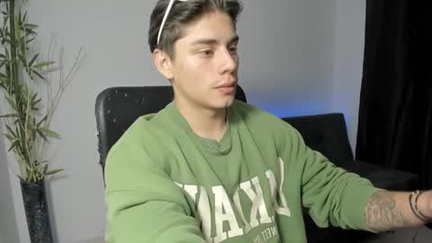 GioRusso online show from December 12, 7:52 am