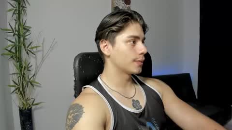 GioRusso online show from December 19, 12:56 am