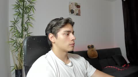 GioRusso online show from January 13, 1:23 am