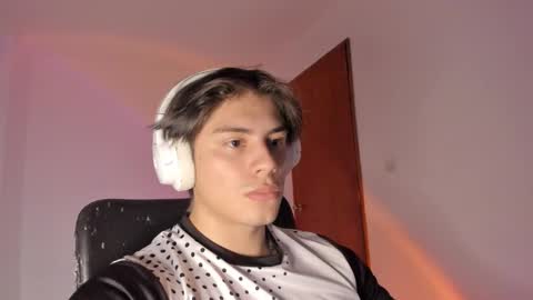 GioRusso online show from March 8, 12:30 am