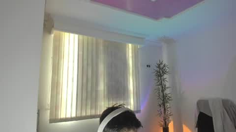 Snapshot of gio_russo chatting on July 11, 7:05 pm GioRusso online show from July 11, 7:05 pm