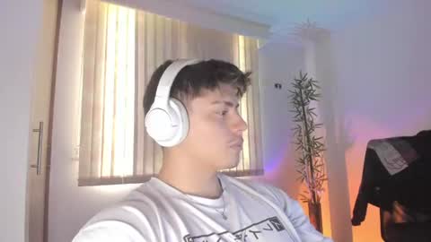 Snapshot of gio_russo chatting on July 22, 6:00 pm GioRusso online show from July 22, 6:00 pm
