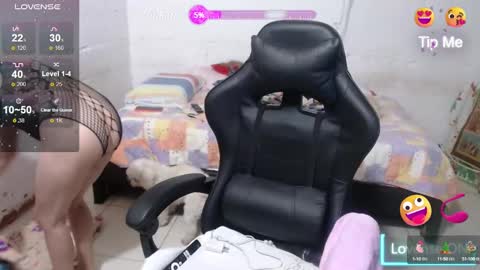 Snapshot of giorgia_xue53 chatting on January 12, 3:07 am Mary online show from January 12, 3:07 am