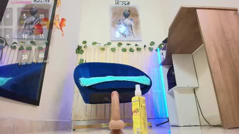 Snapshot of giorgina_mtz chatting on September 19, 7:47 pm Georgina Martinez online show from September 19, 7:47 pm