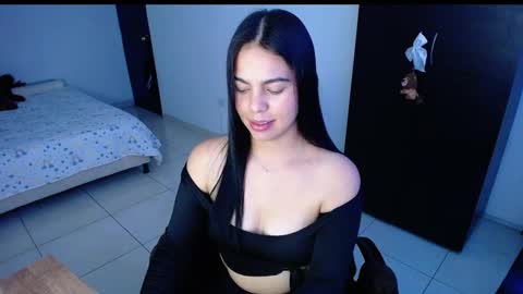 GIO RIVERA online show from December 6, 3:08 am