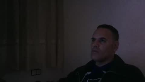 Snapshot of gioshadow chatting on December 7, 6:48 pm gioshadow online show from December 7, 6:48 pm