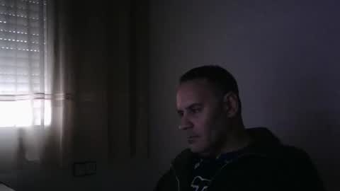 Snapshot of gioshadow chatting on December 8, 1:58 pm gioshadow online show from December 8, 1:58 pm