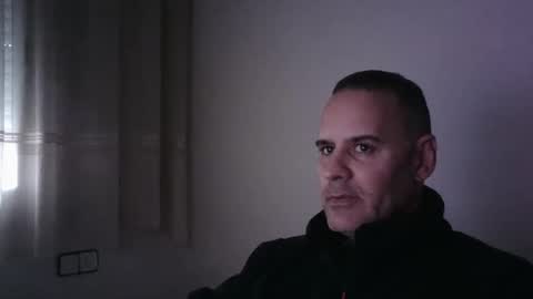 Snapshot of gioshadow chatting on February 15, 3:06 pm gioshadow online show from February 15, 3:06 pm