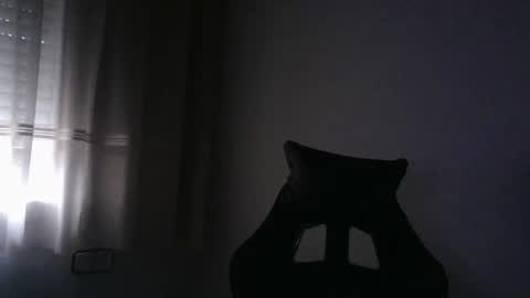 Snapshot of gioshadow chatting on September 21, 12:18 pm gioshadow online show from September 21, 12:18 pm