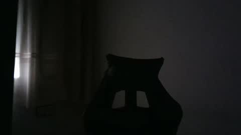 Snapshot of gioshadow chatting on December 4, 1:09 pm gioshadow online show from December 4, 1:09 pm