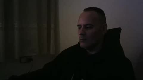 Snapshot of gioshadow chatting on February 8, 6:33 pm gioshadow online show from February 8, 6:33 pm