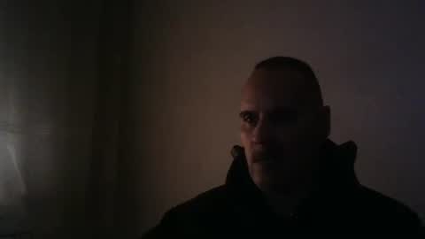 Snapshot of gioshadow chatting on June 7, 2:10 pm gioshadow online show from June 7, 2:10 pm