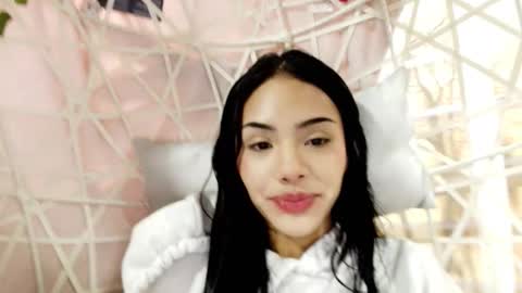 Snapshot of giovanna_oliveria chatting on February 16, 11:01 pm giovanna_oliveria online show from February 16, 11:01 pm