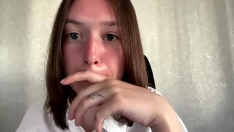 Melisa online show from May 2, 1:10 am