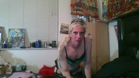 giovanni131971 online show from April 4, 2:54 am