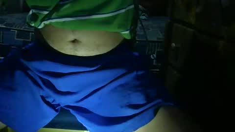 Snapshot of giovannyca chatting on October 11, 6:34 am GuidoGiovan online show from October 11, 6:34 am