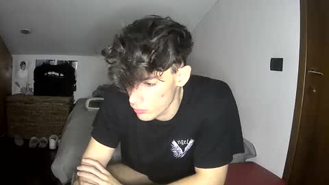 giovyyx online show from January 9, 8:50 am