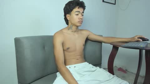 Giraldo  online show from November 10, 7:29 am