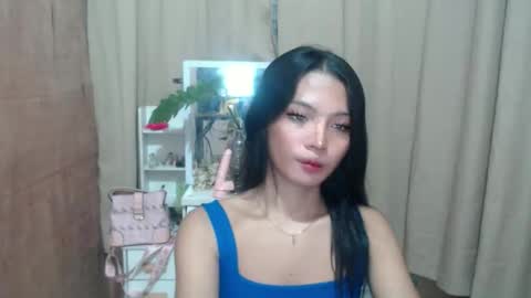 Snapshot of girl4u_aieshaxoxo chatting on September 30, 8:25 pm Aisha online show from September 30, 8:25 pm