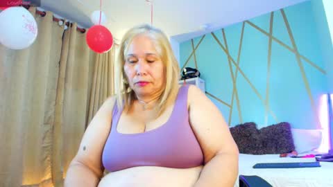 Girl Amada online show from September 24, 9:18 pm