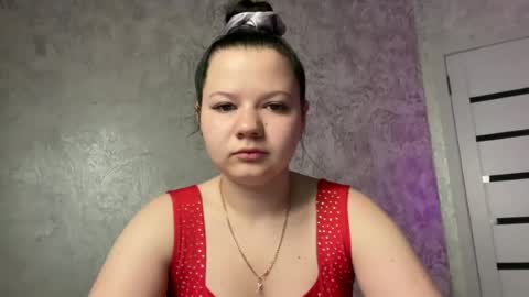 Snapshot of girl_cute07 chatting on July 4, 7:20 pm girl_cute07 online show from July 4, 7:20 pm