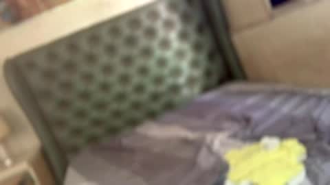 Snapshot of girl_in_ur_dreams chatting on July 17, 4:30 am urGIRL online show from July 17, 4:30 am