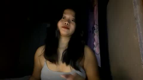 Snapshot of girl_kylax chatting on October 24, 4:25 pm ilove play tab and dirty online show from October 24, 4:25 pm