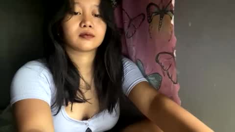 Snapshot of girl_kylax chatting on October 26, 7:03 am ilove play tab and dirty online show from October 26, 7:03 am