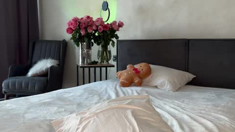 Sabi ------ online show from February 15, 8:54 am