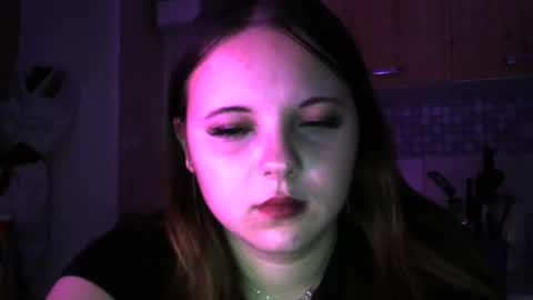 girl_shy07 online show from December 2, 8:04 pm