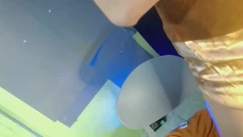 highskoolfucker online show from September 21, 5:53 am