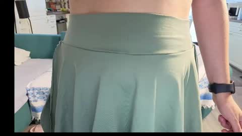 Girlfriend online show from October 19, 2:18 pm