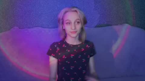 Snapshot of girlfriend_night chatting on February 19, 3:06 am Seniya online show from February 19, 3:06 am