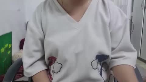 Snapshot of girlhanoi chatting on February 4, 6:30 am girlhanoi online show from February 4, 6:30 am