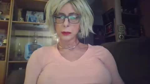 Girlinrock online show from November 4, 1:38 am