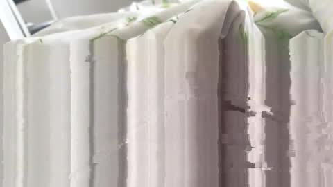 Snapshot of girlonboy25 chatting on September 14, 10:36 am Girlonboy25 online show from September 14, 10:36 am