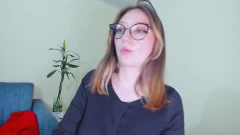 Maze    Thumbs up online show from January 10, 2:14 am