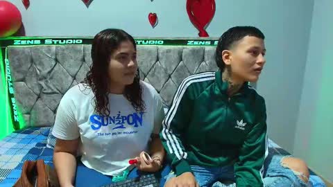 girlshot69z online show from February 8, 8:45 pm