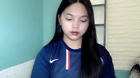 Rhaine online show from October 6, 8:23 am