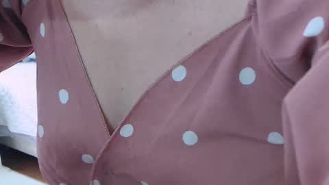 Victoria online show from November 25, 5:35 pm