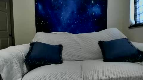 Girth online show from September 28, 10:04 pm