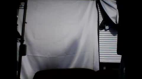 girthybat online show from December 15, 6:28 am