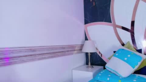 Snapshot of gisela_valencia chatting on June 12, 6:56 am gisela_valencia online show from June 12, 6:56 am