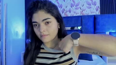     online show from January 31, 11:03 am